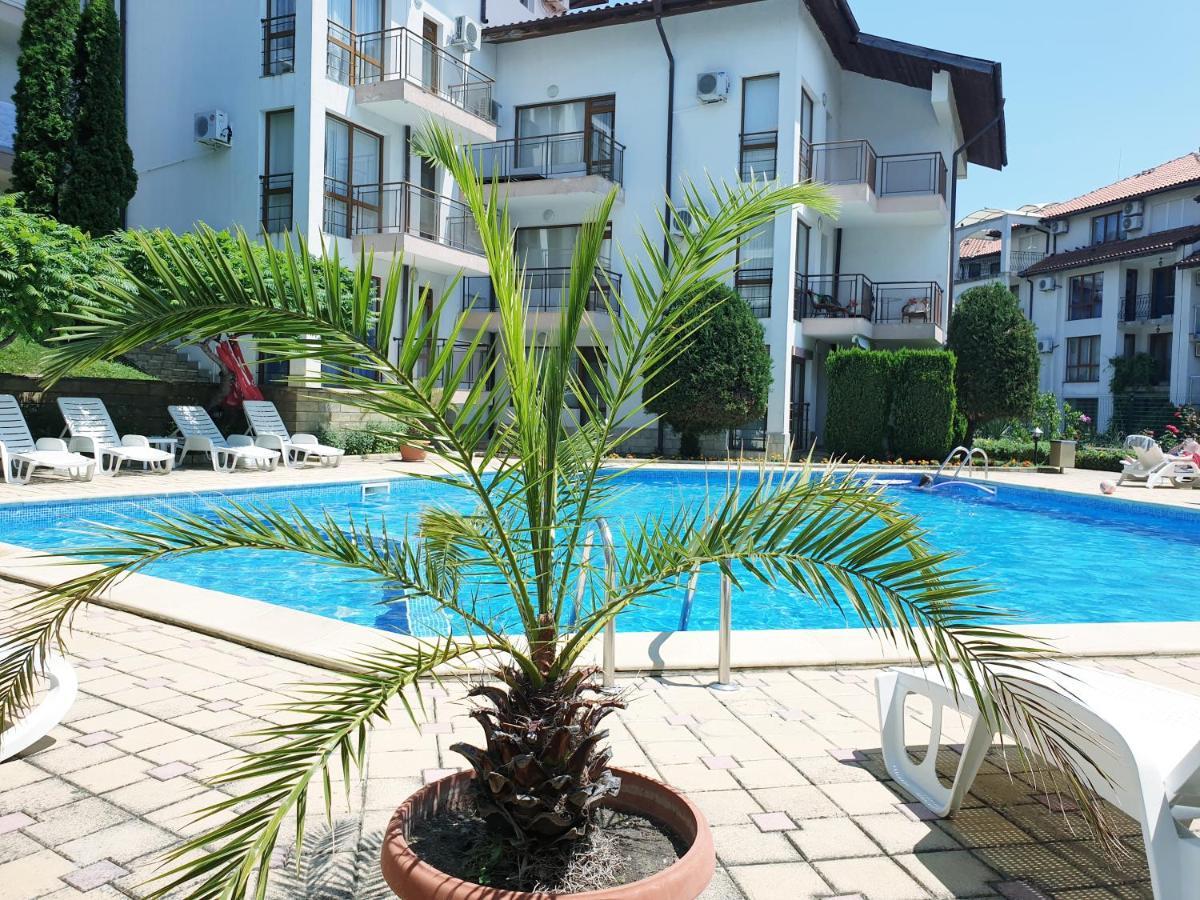 La Terrace Sea View Apartment Sveti Vlas Ngoại thất bức ảnh
