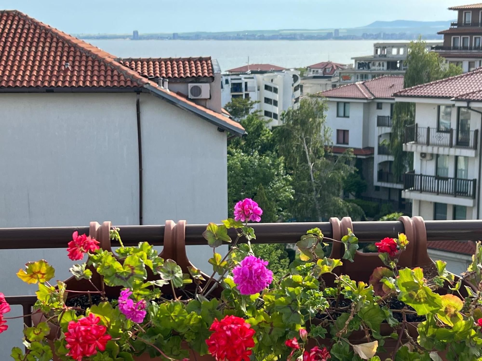 La Terrace Sea View Apartment Sveti Vlas Ngoại thất bức ảnh